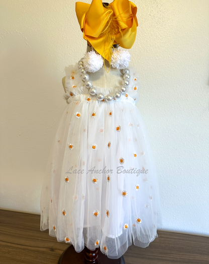 Toddler baby girls white tulle dress with white and orange daisies. daisy flower print ruffled baby girls flower girl dress.