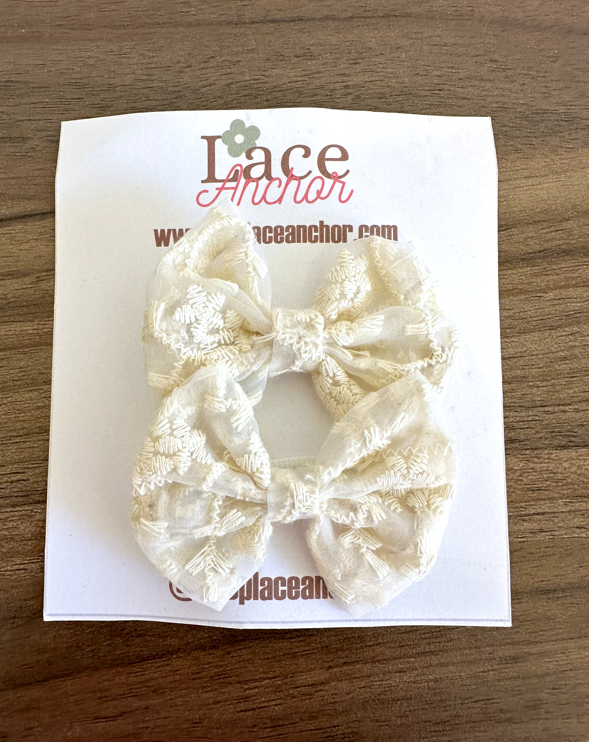white mini small lace clip piggie bows